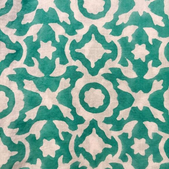 Roberta Roller Rabbit Tunic Shirt Top Green size Medium  100% Cotton - Picture 2 of 8